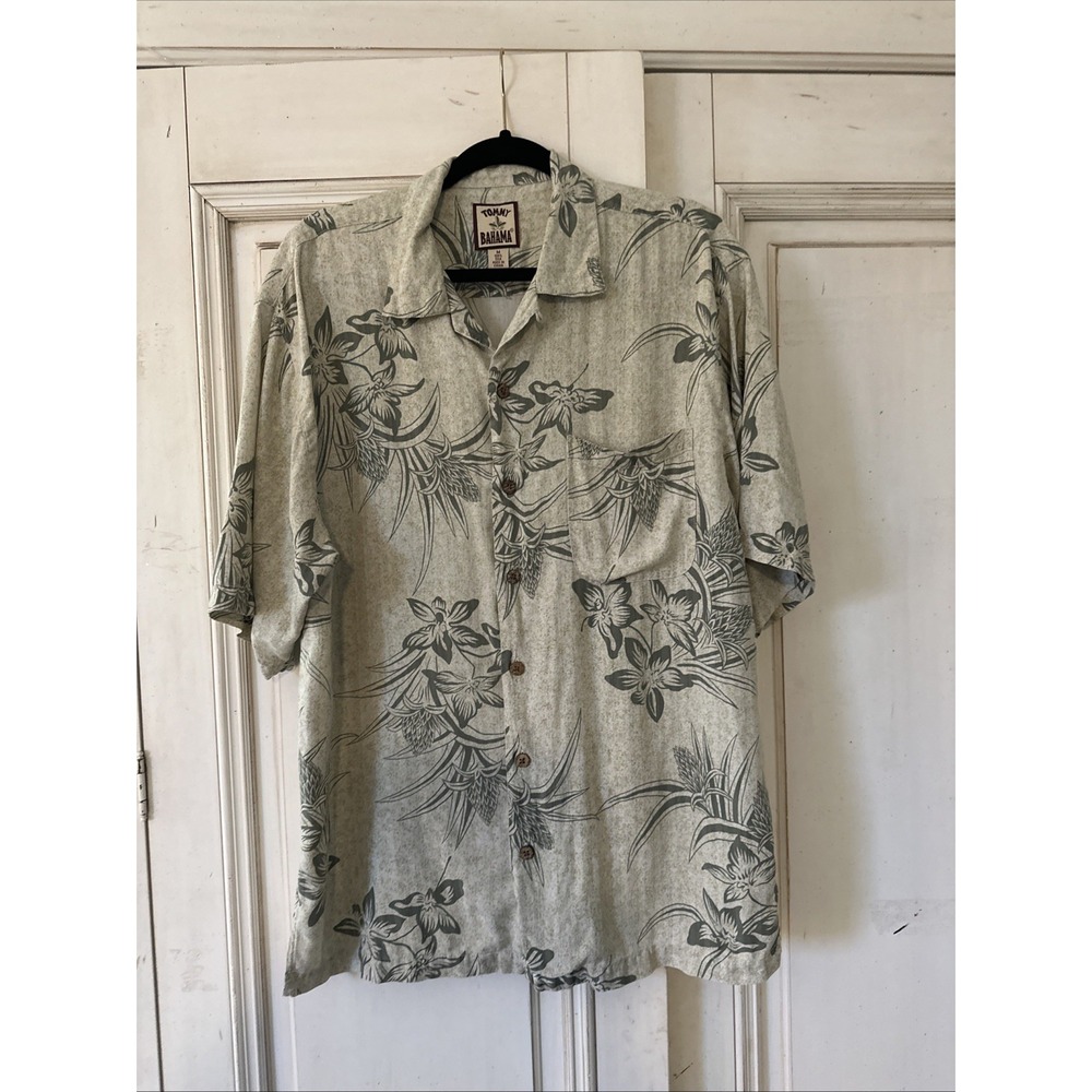 Tommy Bahamas Men Green Floral Hawaiian 100% Silk Short Sleeve Shirt Size M